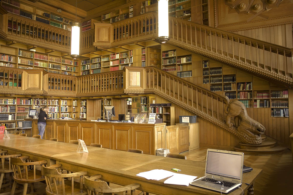 Library locations. Университетская библиотека в Утрехте. Библиотека Лувена. Библиотека в Бельгии. Лёвен унивирситет интерьеры..